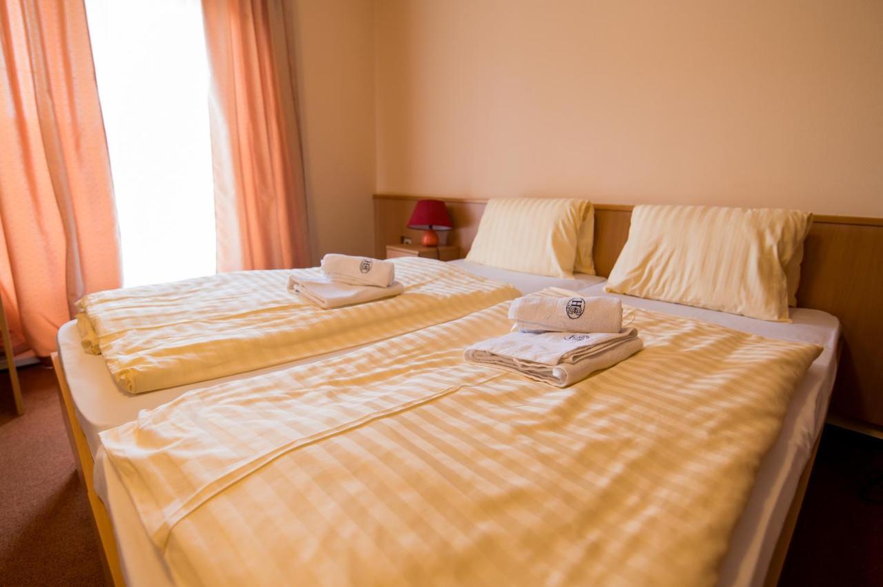 Hotel Clavis Łuczeniec Zewnętrze zdjęcie