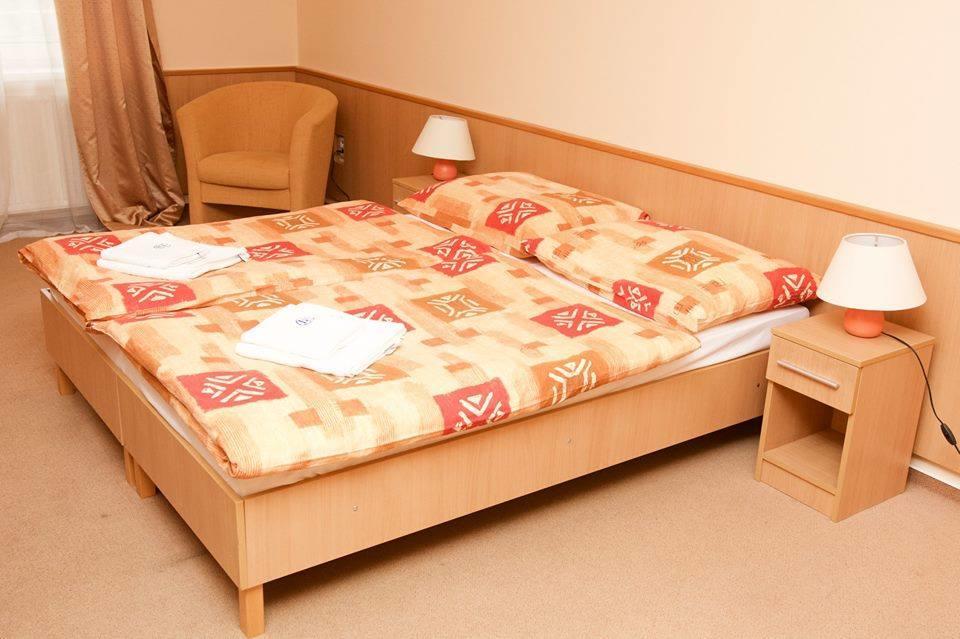 Hotel Clavis Łuczeniec Zewnętrze zdjęcie